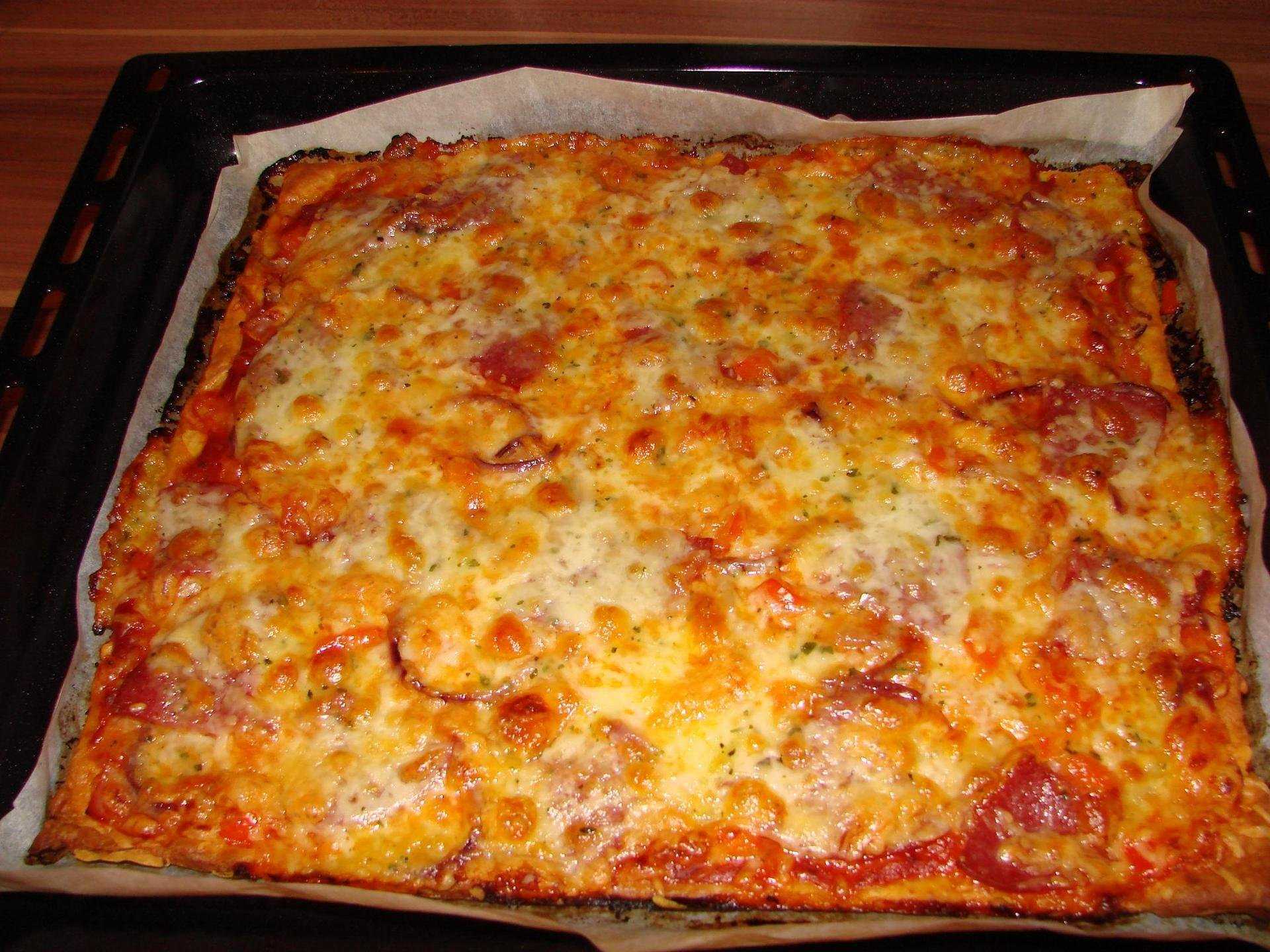 быстрая мягкая пицца в духовке фото 15