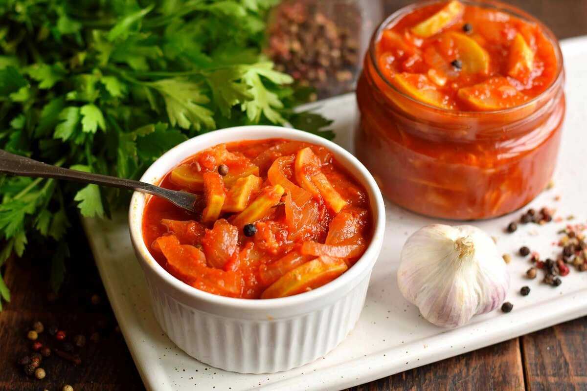 Печень лук морковь томатная паста