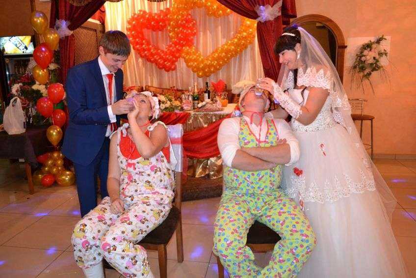Конкурсы смешные на свадьбах без тамады :: syl.ru