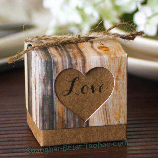Что подарить на деревянную свадьбу оригинальное и прикольное: мужу, жене, друзьям