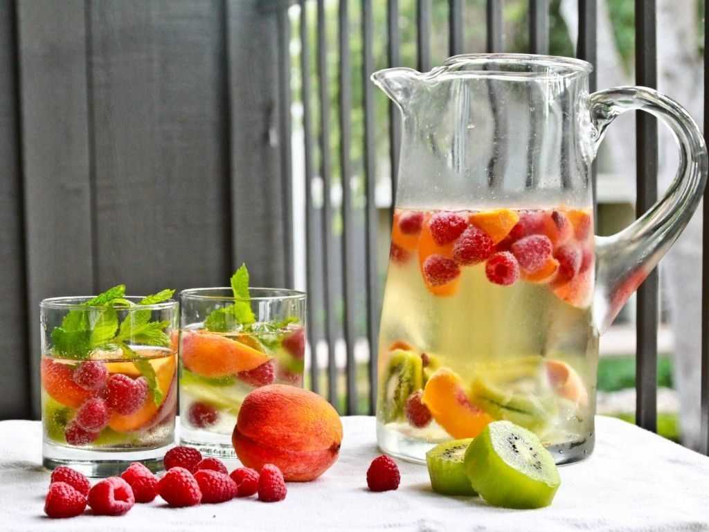 7 витаминных коктейлей для поднятия иммунитета — рецепты для блендера