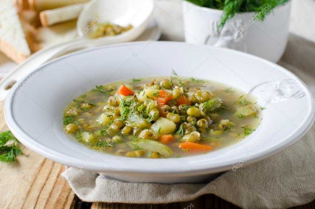 Постный суп с овощами. Суп с маш Бобы мунг. Машхурда — рисовый суп с машем (Бобы мунг). Маш с овощами. Похлебка из Маша.