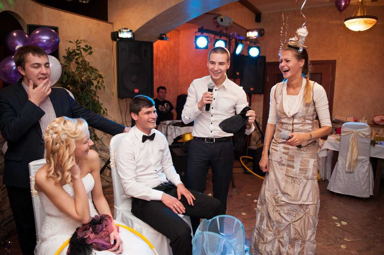 Прикольные конкурсы на свадьбу за столом — смех и веселье для гостей. конкурсы для свадьбы жениху и невесте: идеи прикольных и веселых испытаний