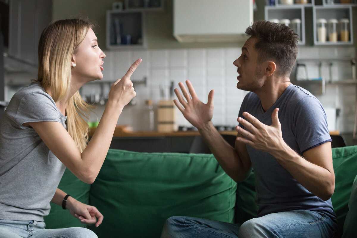 Учимся брать под контроль ссоры в отношениях: как к ним относиться и как правильно себя вести?