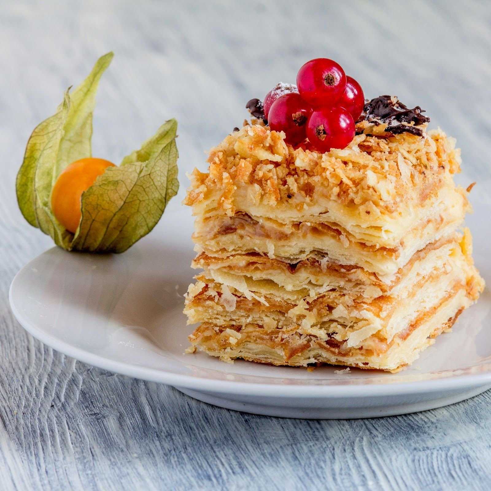 Как приготовить вкусный и полезный Наполеон в домашних условиях Лучшие рецепты веганского десерта Какие ингредиенты потребуются для готовки вкусного торта