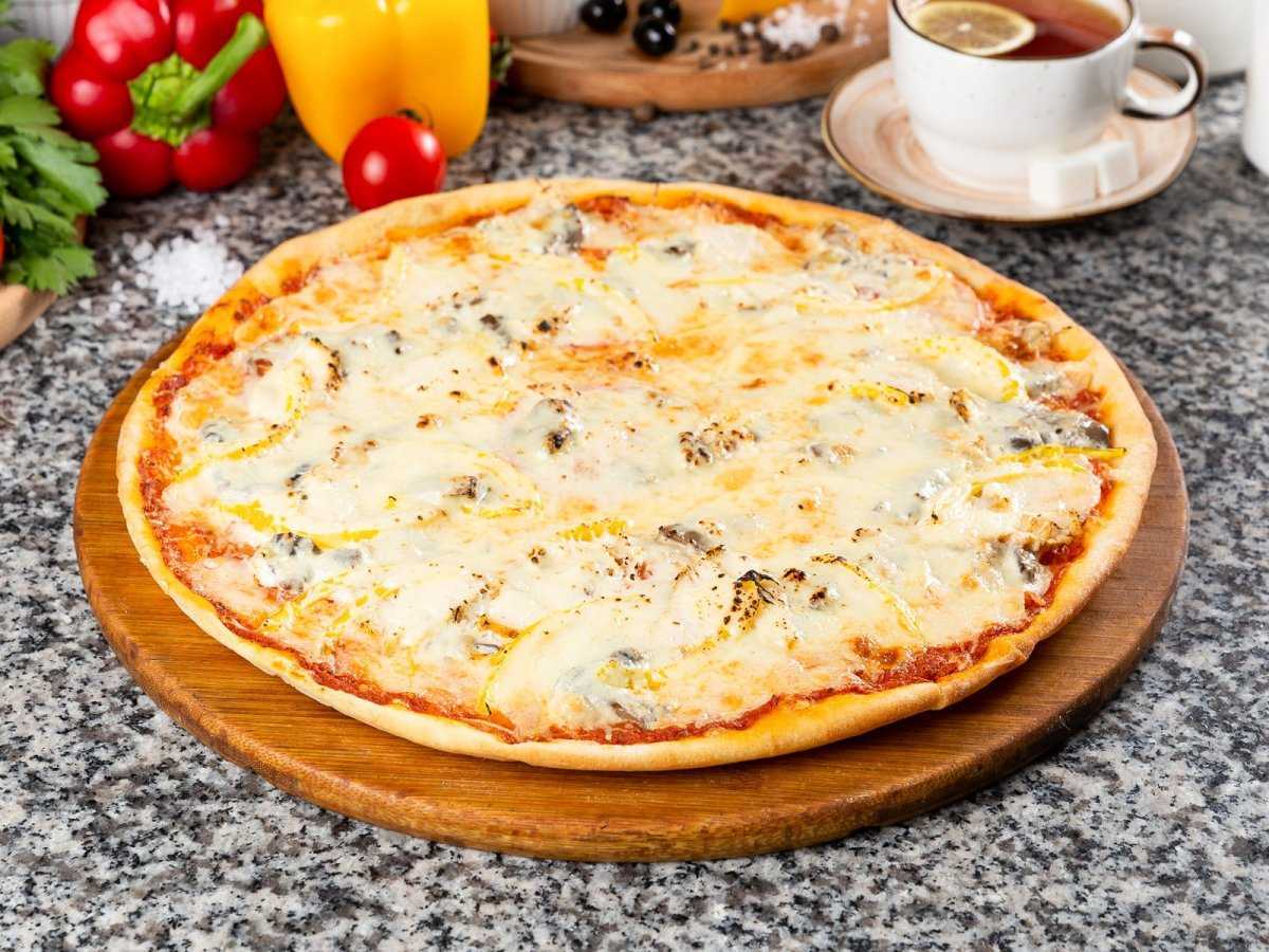 рецепт пиццы в духовке четыре сыра фото 77