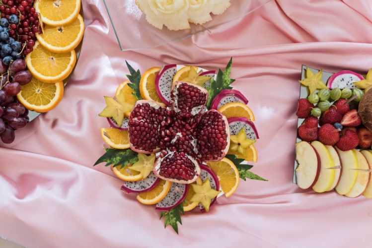 Фуршетный стол на выкуп невесты — какие блюда подать гостям на празднике?