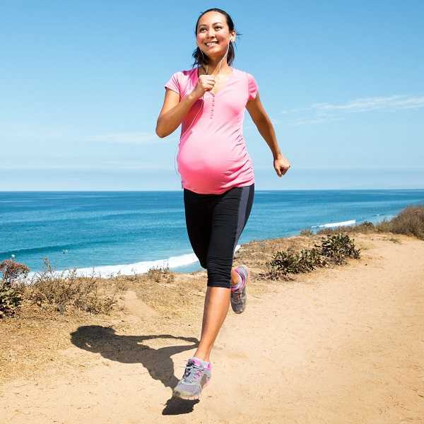 Беременность и фитнес: как заниматься физкультурой во время беременности?